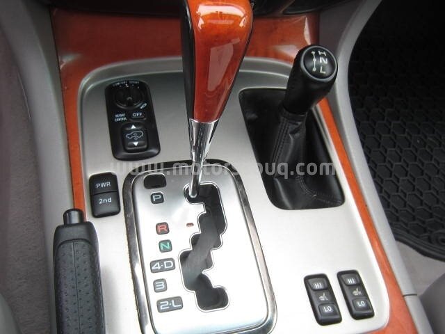 2004 لكزس إي إس