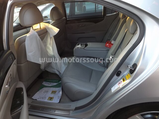 2007 Lexus LS