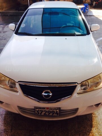 2010 نيسان صني