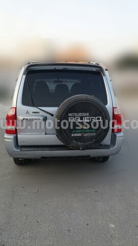 2006 Mitsubishi Pajero