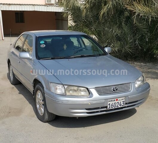 1999 تويوتا كامري