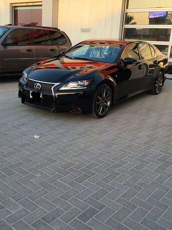 2013 لكزس أخرى