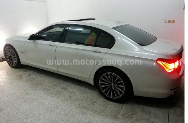 2009 BMW 740