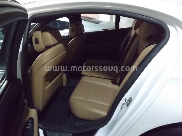 2010 BMW 750