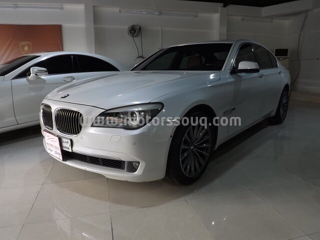 2010 BMW 750