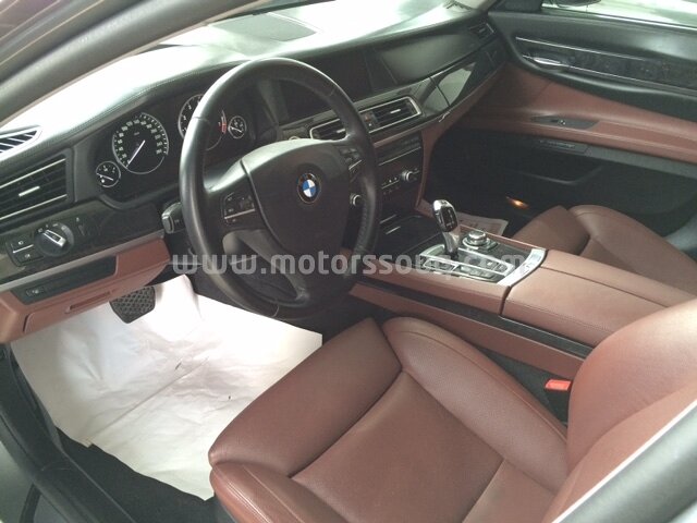 2011 BMW 750