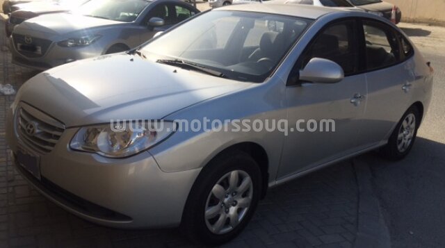 2009 هيونداي إلنترا