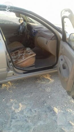 2005 نيسان صني