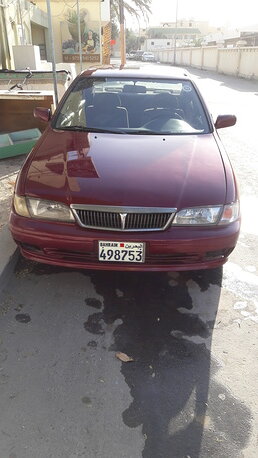 1999 نيسان صني