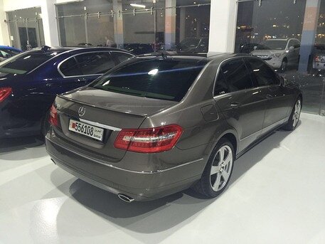 2010 Mercedes-Benz E