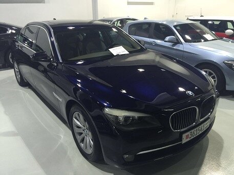 2010 بي إم دبليو 740