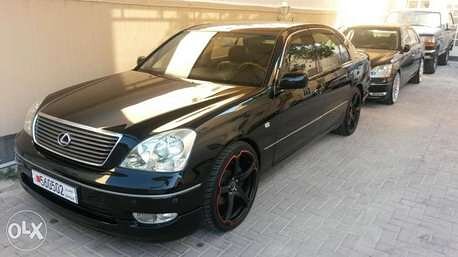 2001 لكزس أخرى