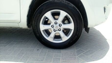 2012 تويوتا أخرى