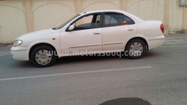 2004 نيسان صني