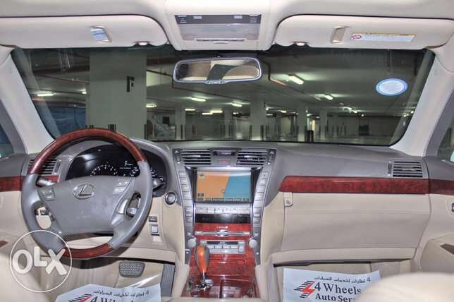 2007 لكزس إل إس 460