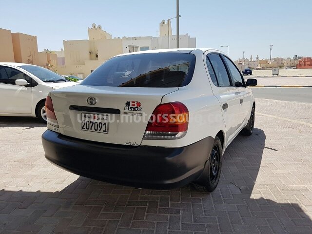 2003 Toyota Echo