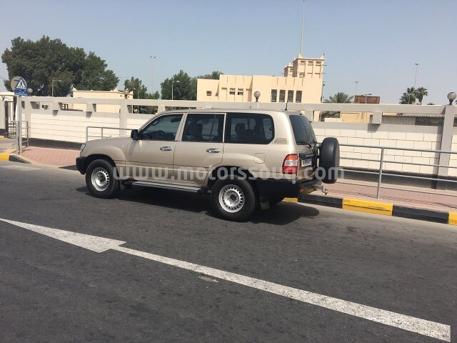 2003 تويوتا لاند كروزر