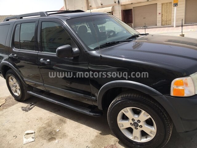 2005 Ford Explorer