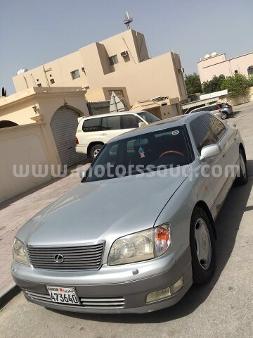 1998 لكزس إل إس