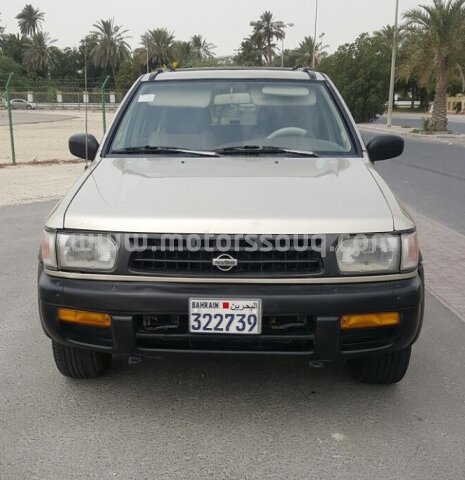 1999 نيسان باث فايندر