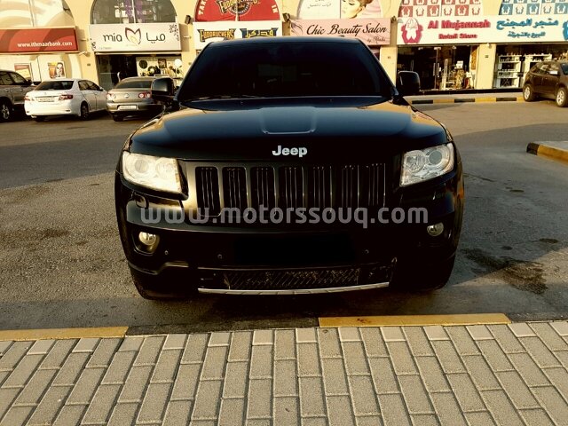 2011 جيب جراند شيروكي
