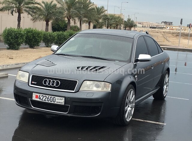 2004 Audi RS6