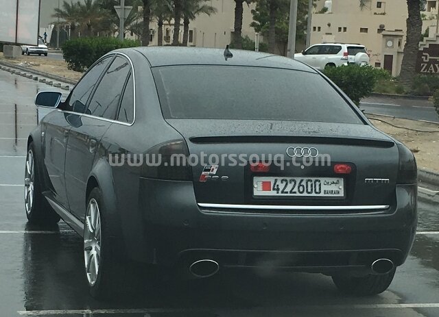 2004 Audi RS6