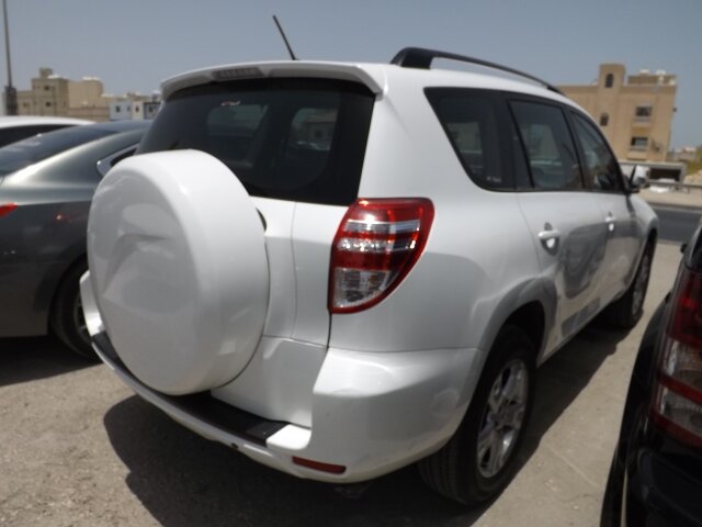 2012 تويوتا راف 4