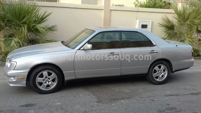 1998 Nissan Gloria