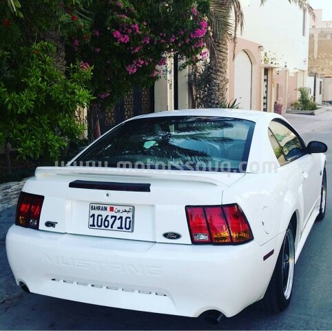 2000 Ford Mustang
