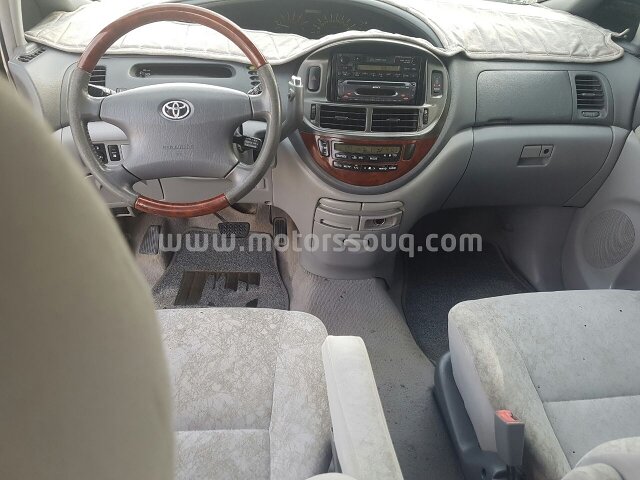 2002 Toyota Previa
