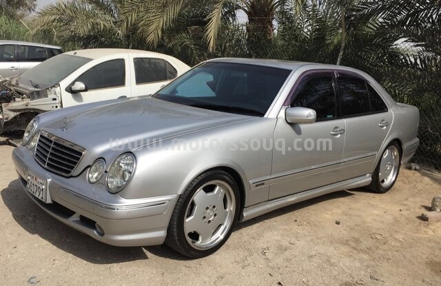 2000 Mercedes-Benz E