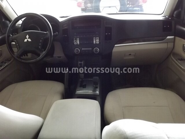 2011 Mitsubishi Pajero