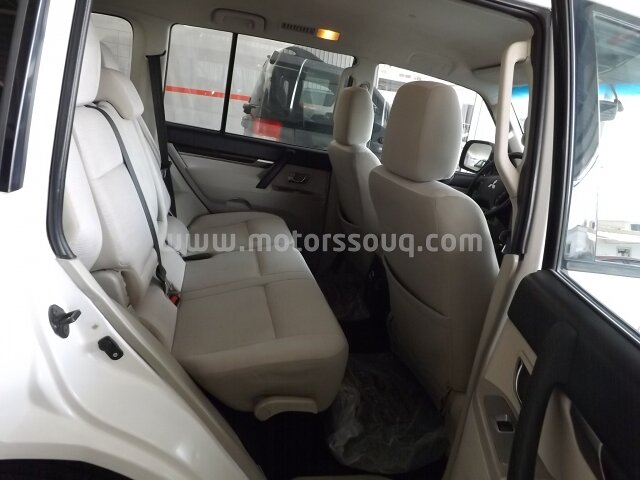2011 Mitsubishi Pajero