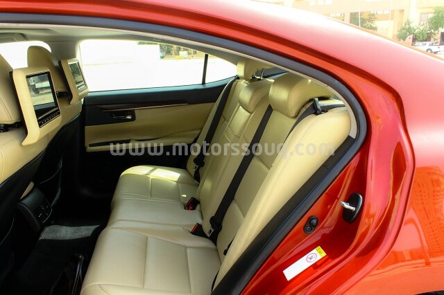 2013 Lexus ES