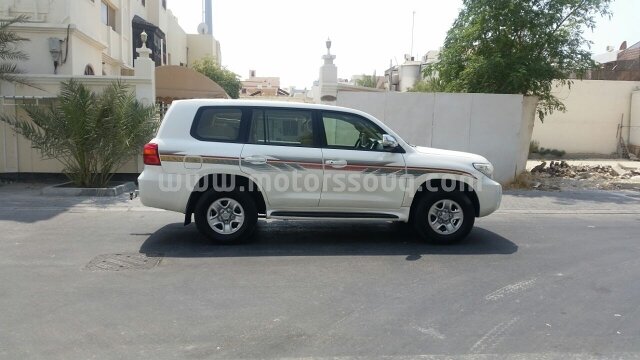 2013 Toyota Land Cruiser