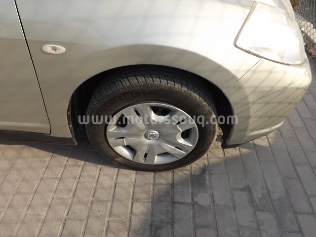 2008 نيسان تيدا