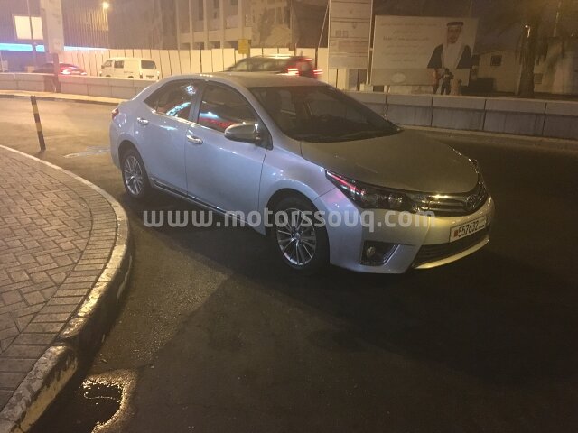 2014 تويوتا كورولا
