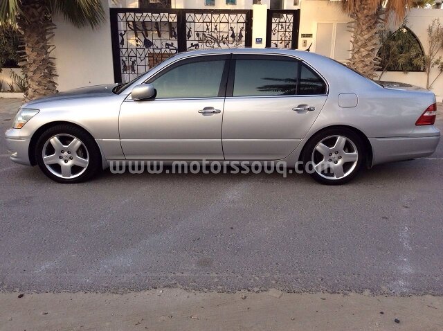 2004 Lexus LS