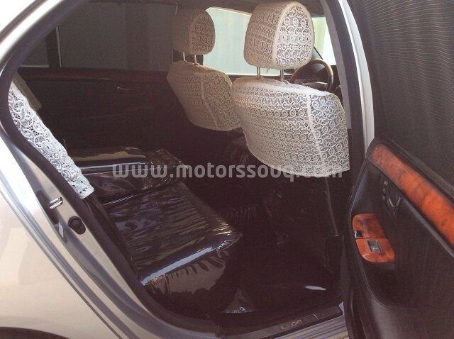 2004 Lexus LS
