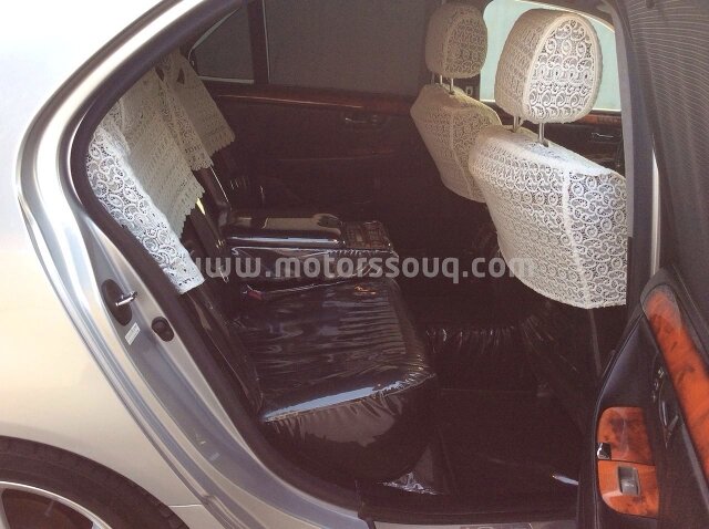2004 Lexus LS