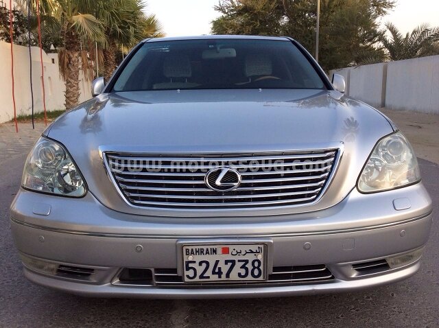 2004 Lexus LS