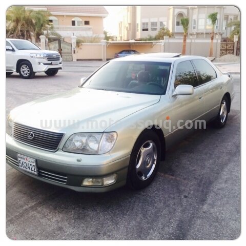 1998 لكزس إل إس