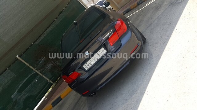 2012 BMW 730