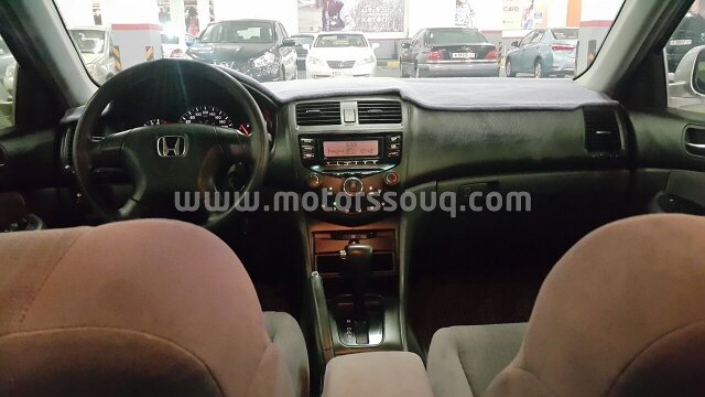 2005 هوندا أكورد