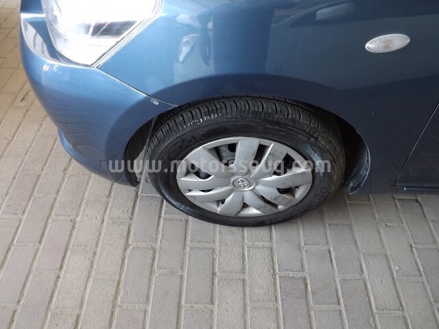 2013 تويوتا يارس