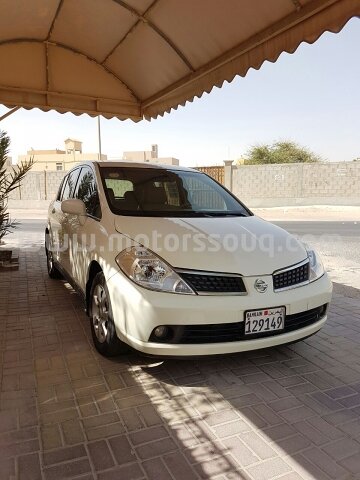2007 نيسان تيدا