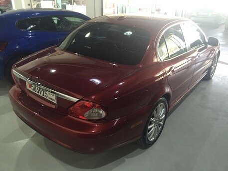 2009 جاغوار أخرى