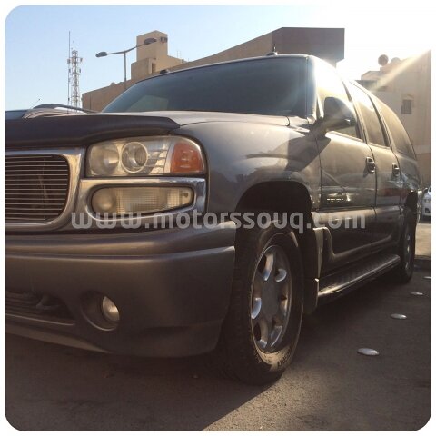 2005 GMC Denali