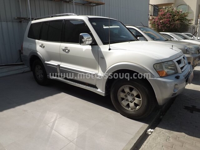 2003 Mitsubishi Pajero